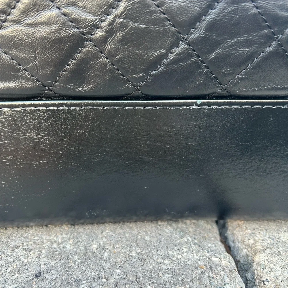 Chanel Medium Gabrielle Tote Bag - Picture 4 of 9